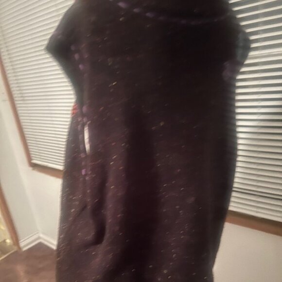 Coldwater Creek Seasonal Swirl zip front sleeveless vest, size 2X - Picture 3 of 4